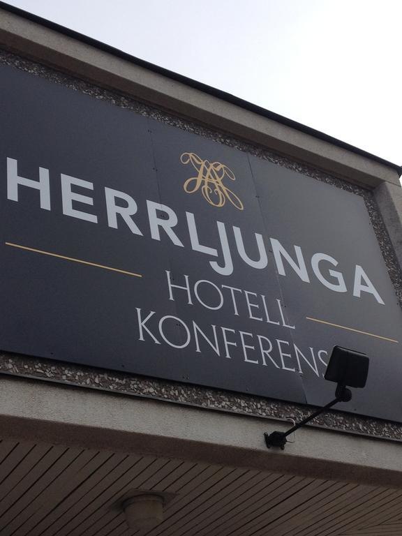 Herrljunga Hotell Exterior photo