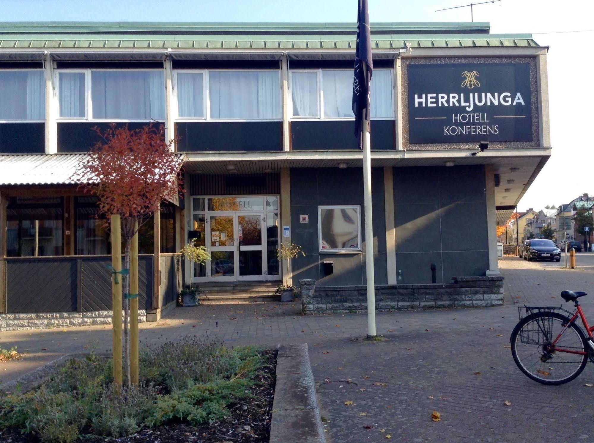 Herrljunga Hotell Exterior photo